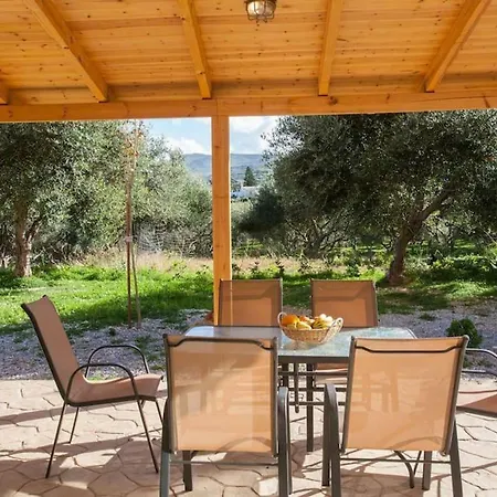 Olive Tree Farm 200m From The * Episkopi-Chania